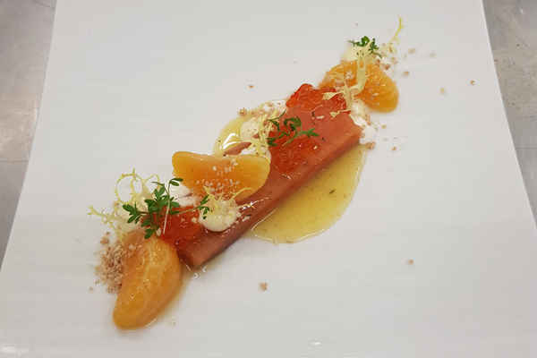 Gebeizter Lachs in Zitronencreme mit Mandarinen